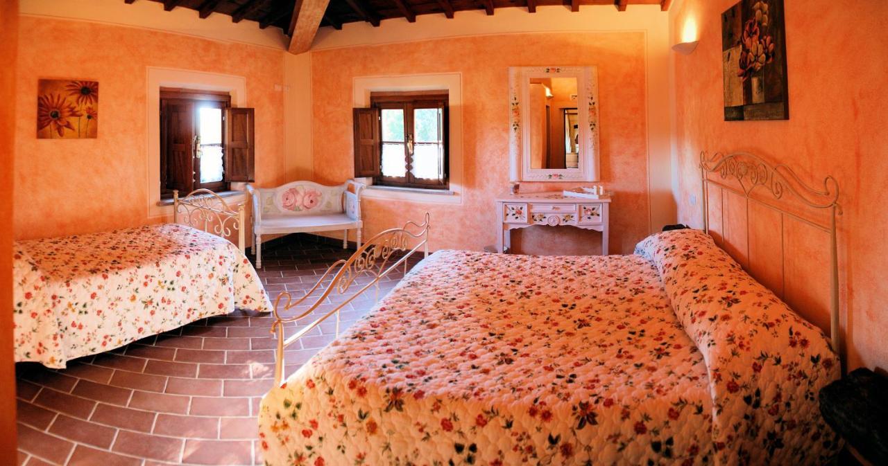 La Vallata - Lajatico Azienda Naturalistica Agriturismo Esterno foto